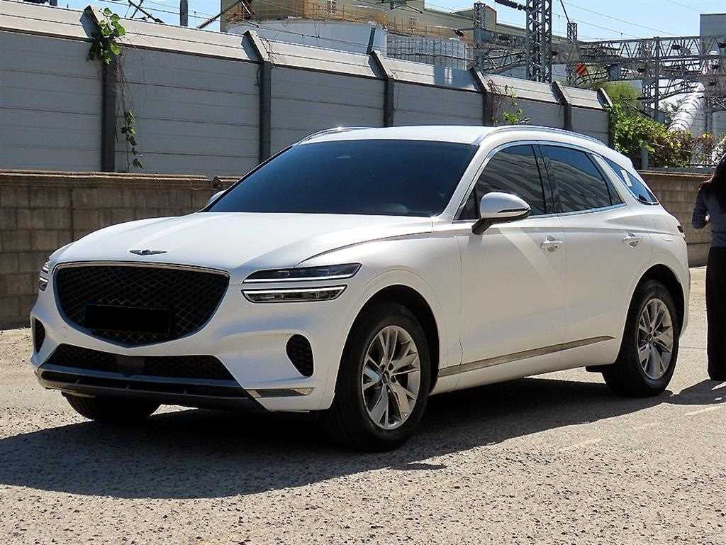Genesis GV70 — photo 02