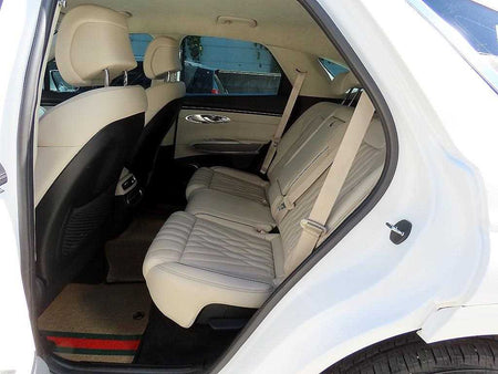Genesis GV70 — photo 06