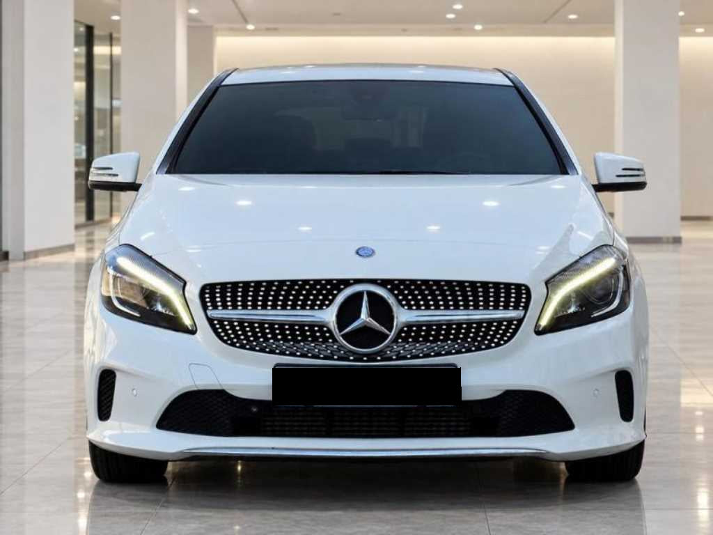 Mercedes-Benz A-Class — photo 01