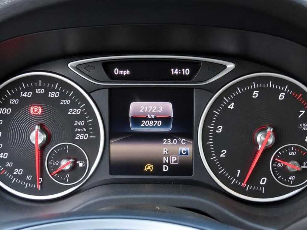 Mercedes-Benz A-Class — photo 09