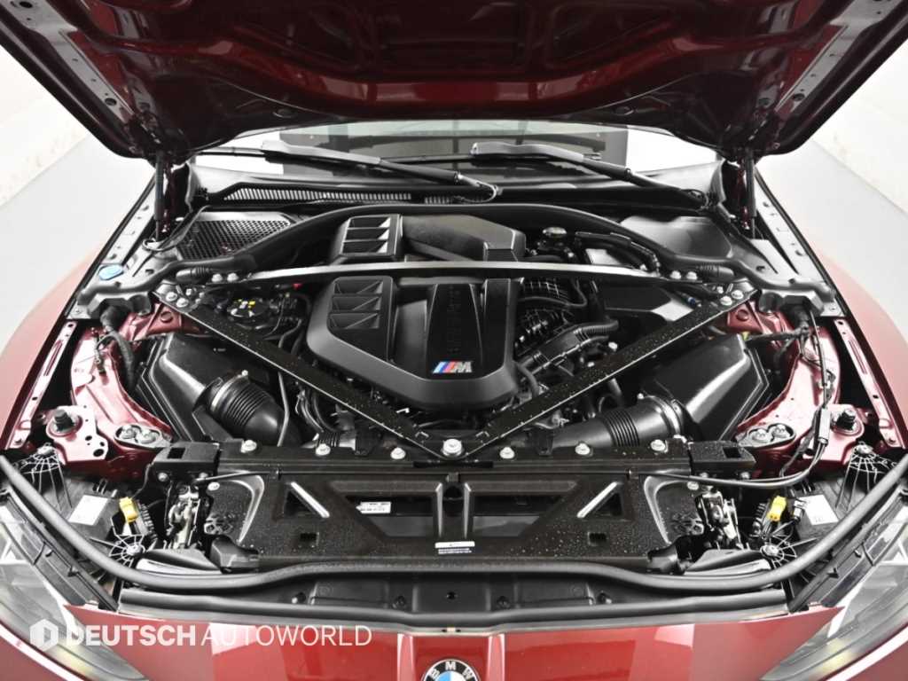 BMW M4 — photo 06