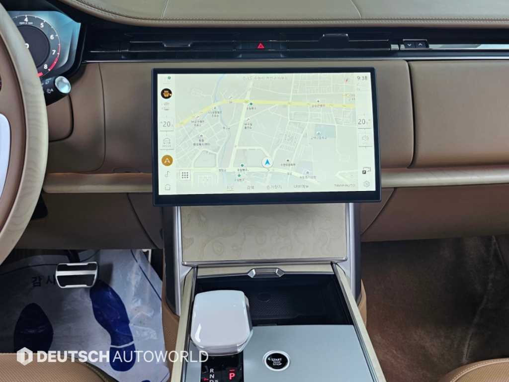 Land Rover Range Rover — photo 14