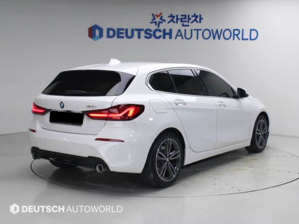 BMW 1-Series — photo 02