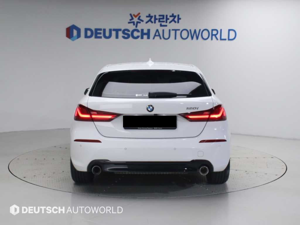 BMW 1-Series — photo 04