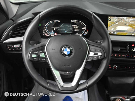 BMW 1-Series — photo 13