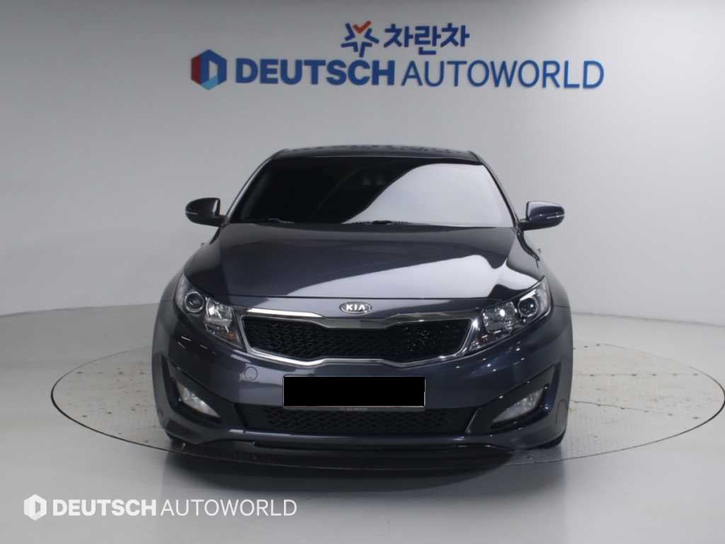 Kia K5 — photo 03