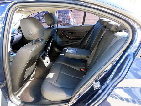 BMW 3-Series — photo 06