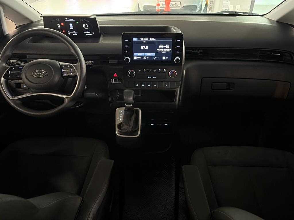 Hyundai Staria — photo 06