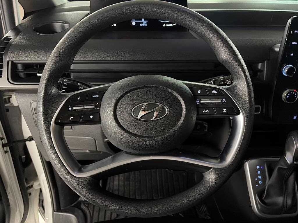 Hyundai Staria — photo 09