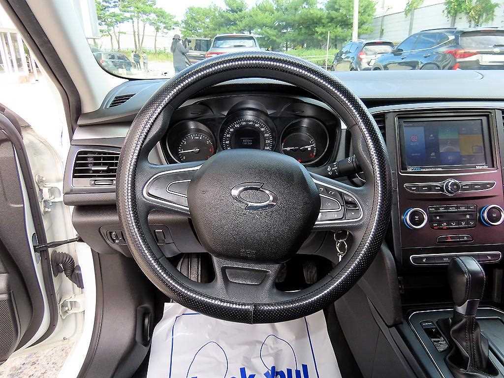 RENAULT SM6 — photo 08