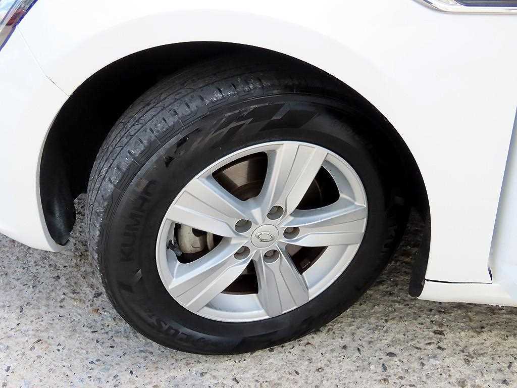 RENAULT SM6 — photo 20