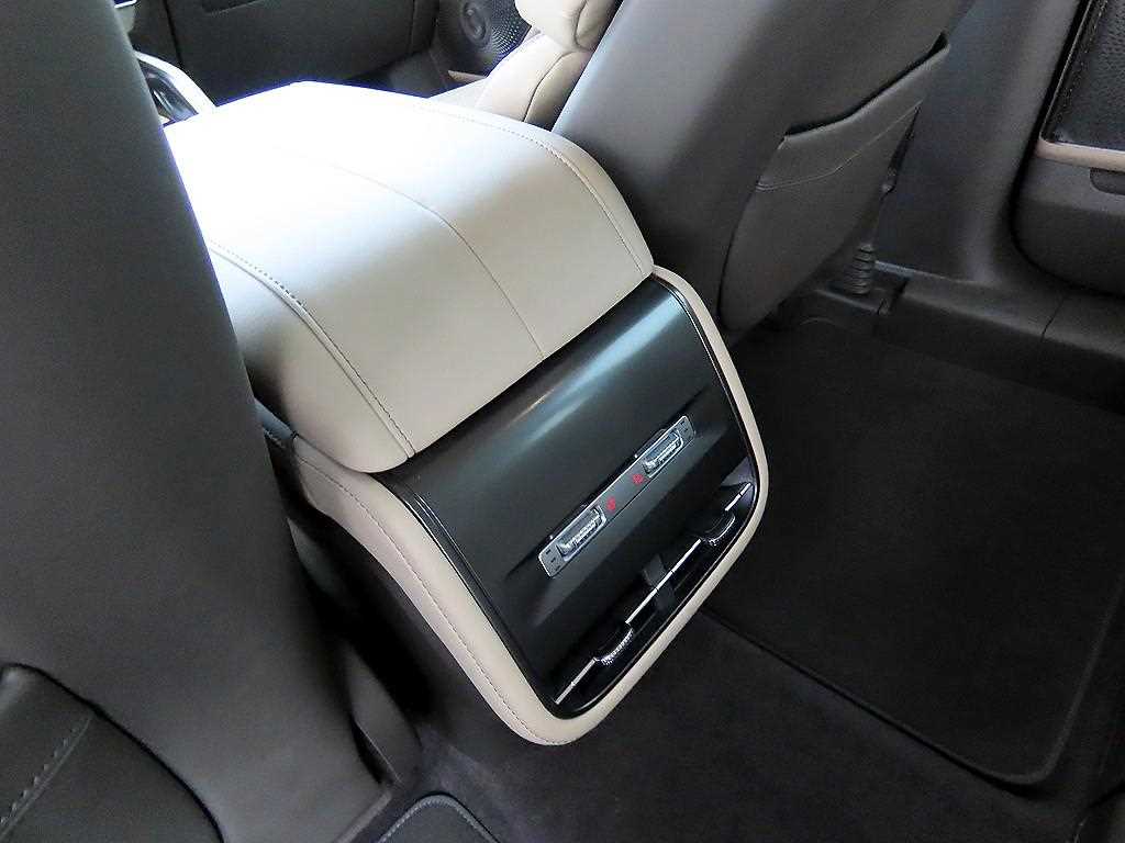 Lincoln Nautilus — photo 15