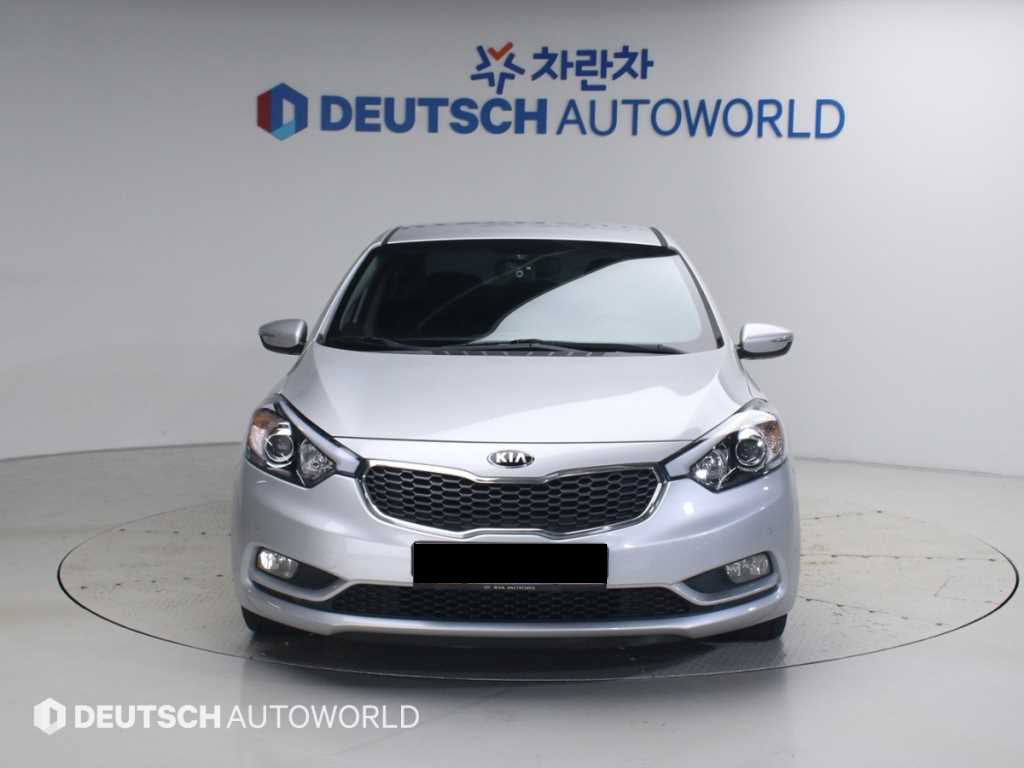 Kia K3 — photo 03