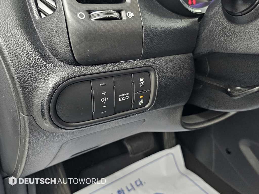 Kia K3 — photo 16