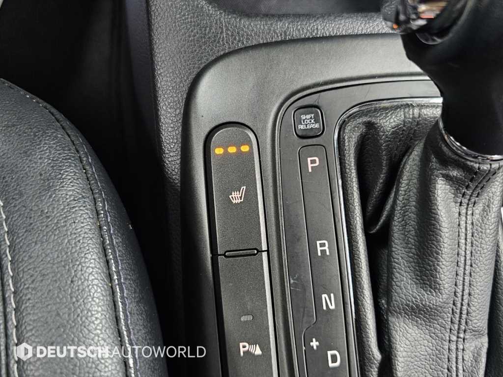 Kia K3 — photo 17