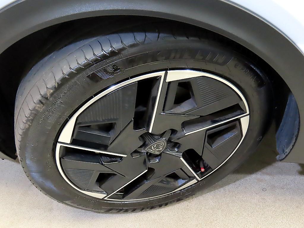 Peugeot 408 — photo 20