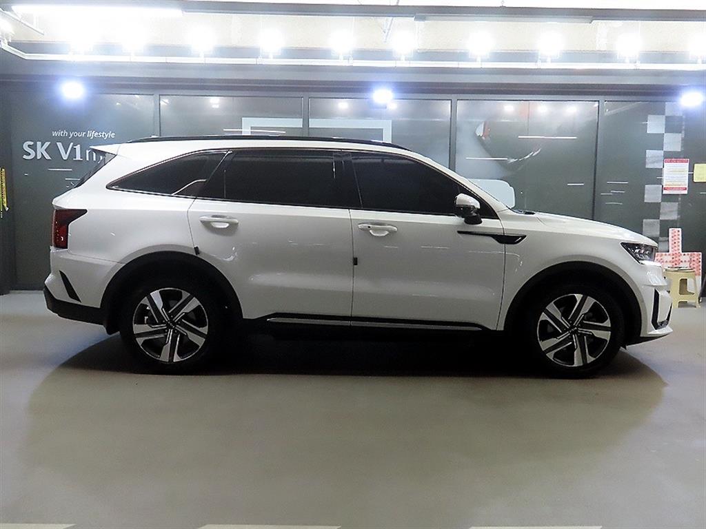 Kia Sorento — photo 03