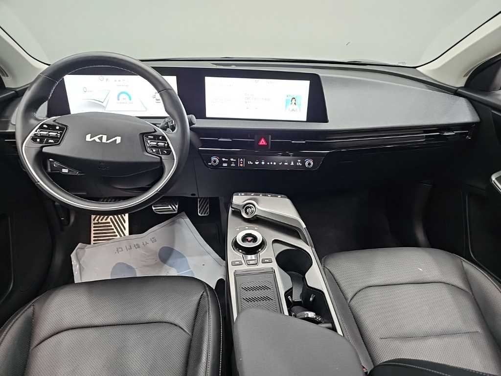 Kia EV6 — photo 07