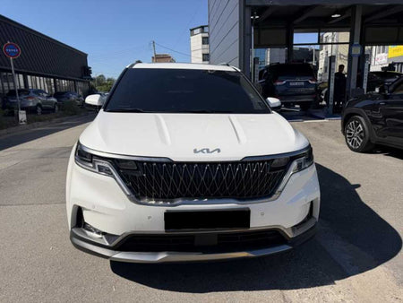 Kia Carnival — photo 01