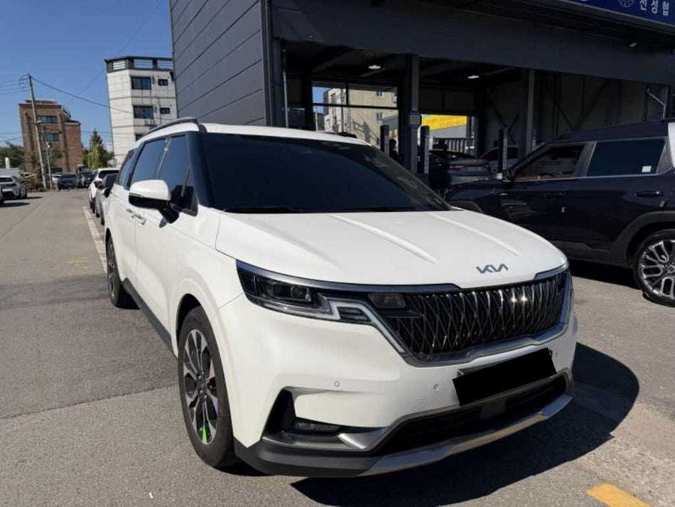 Kia Carnival — photo 02