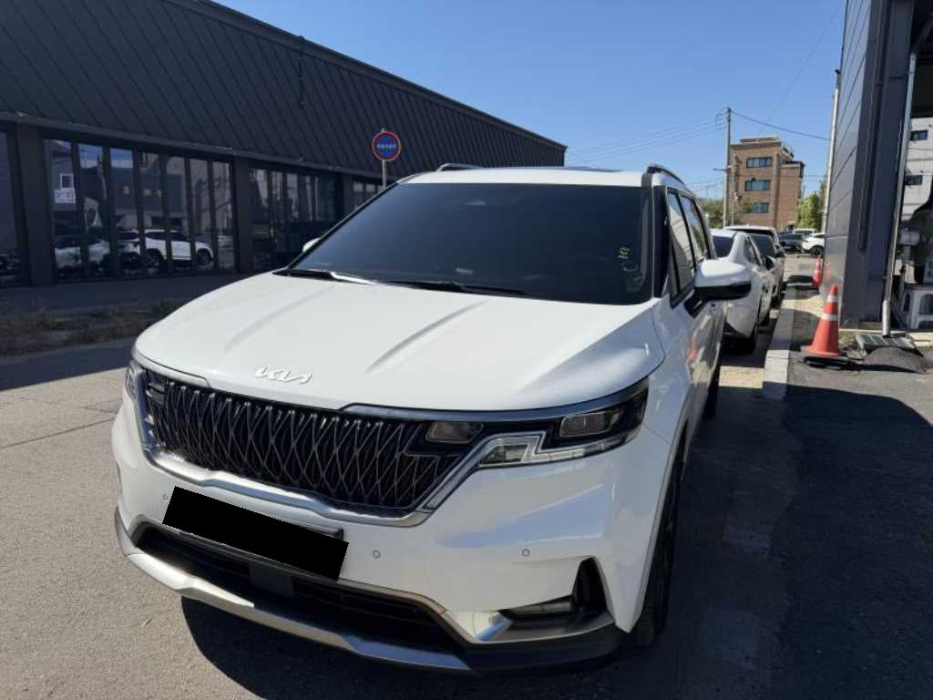 Kia Carnival — photo 03