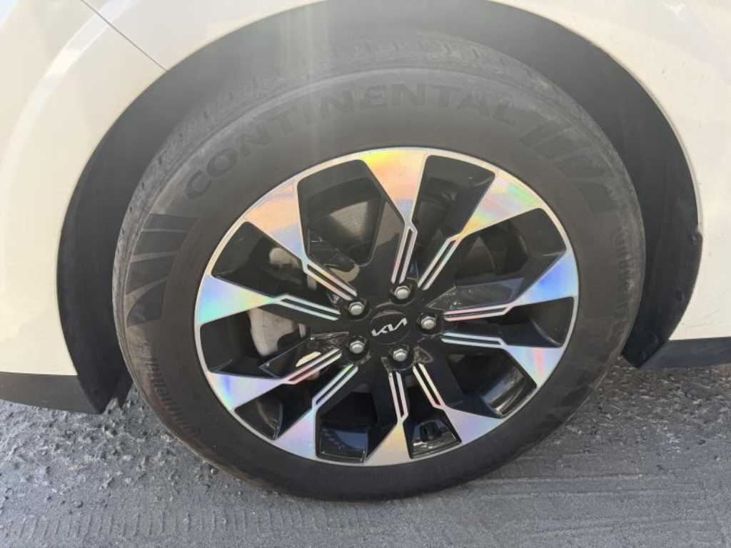 Kia Carnival — photo 07