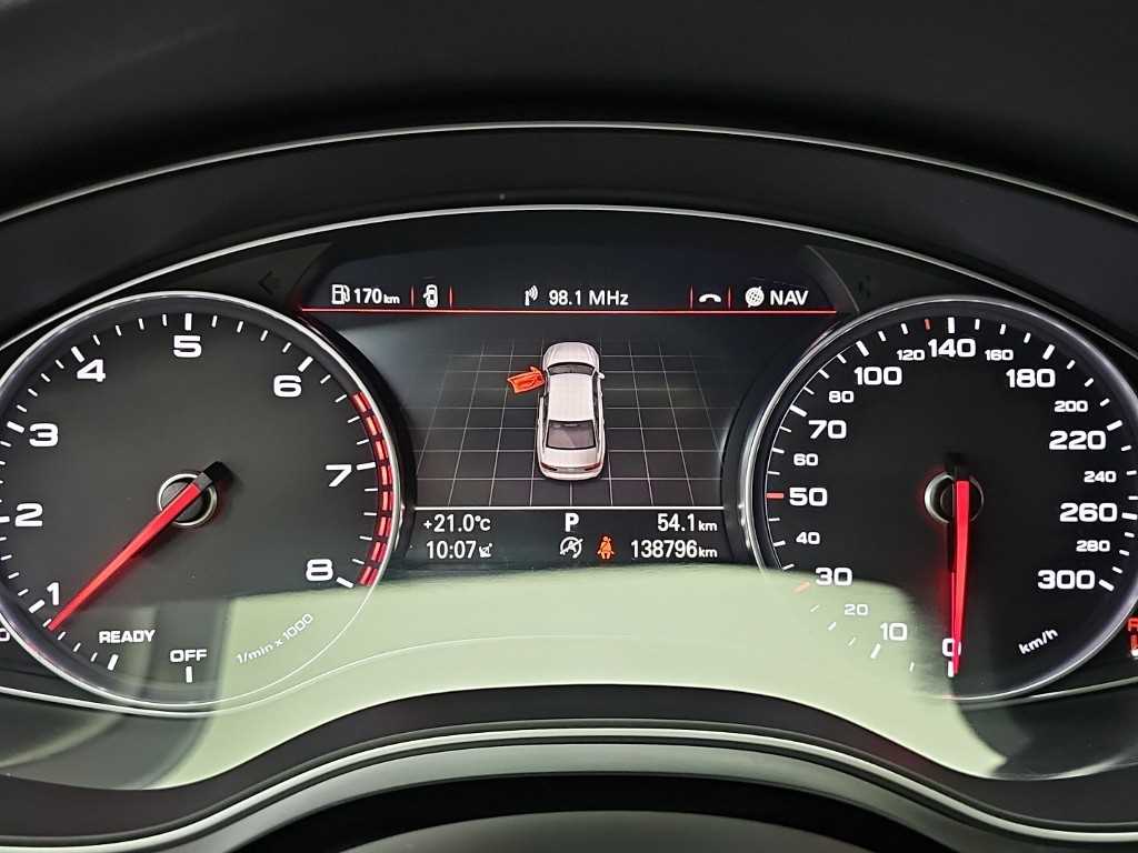 Audi A6 — photo 06