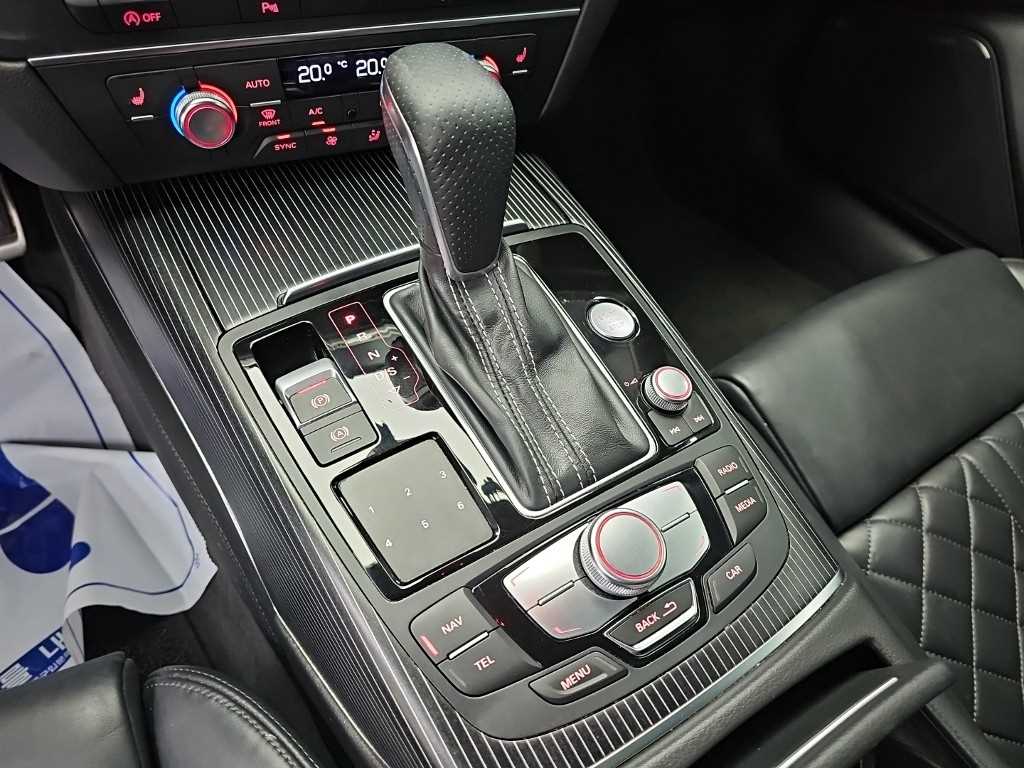 Audi A6 — photo 08