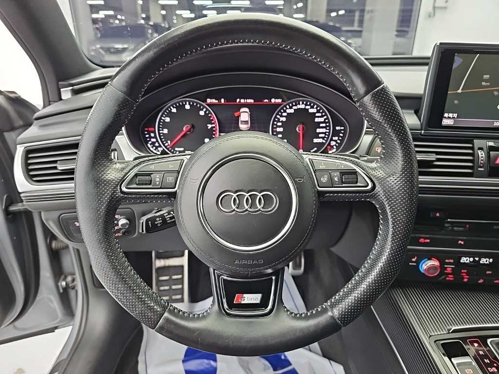 Audi A6 — photo 09