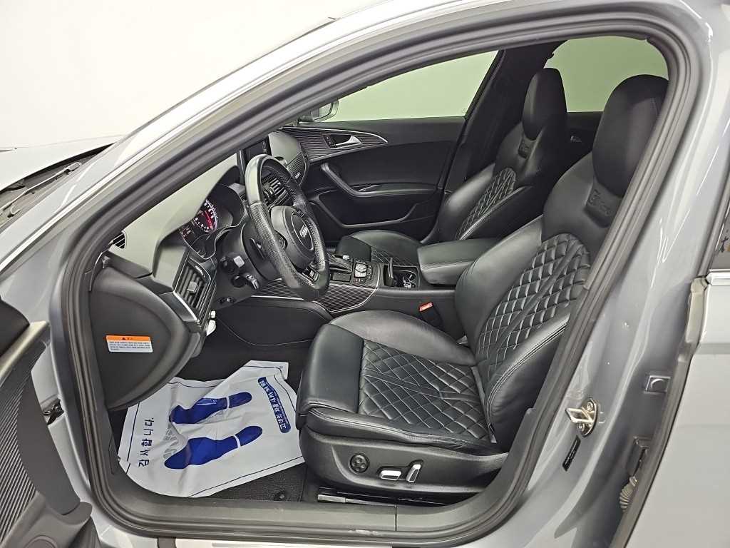 Audi A6 — photo 11