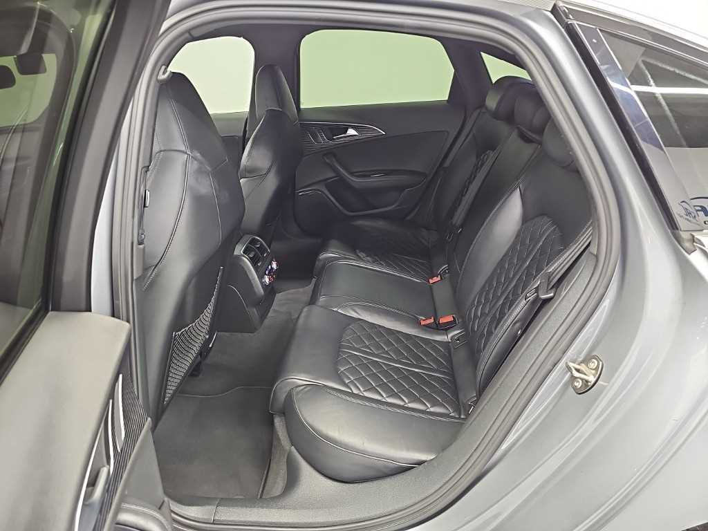 Audi A6 — photo 12