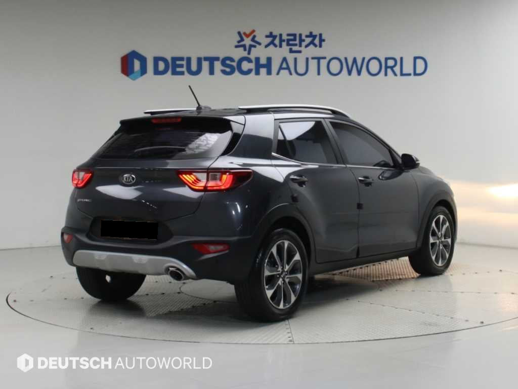Kia Stonic — photo 02