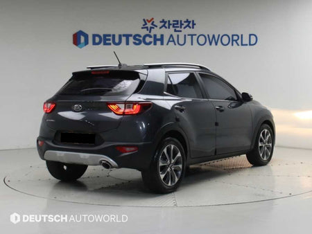 Kia Stonic — photo 02