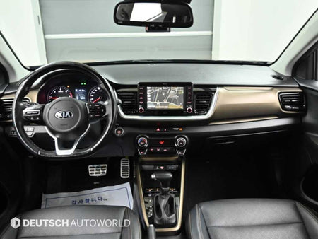 Kia Stonic — photo 07