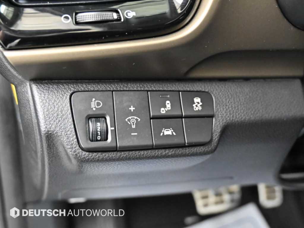 Kia Stonic — photo 16