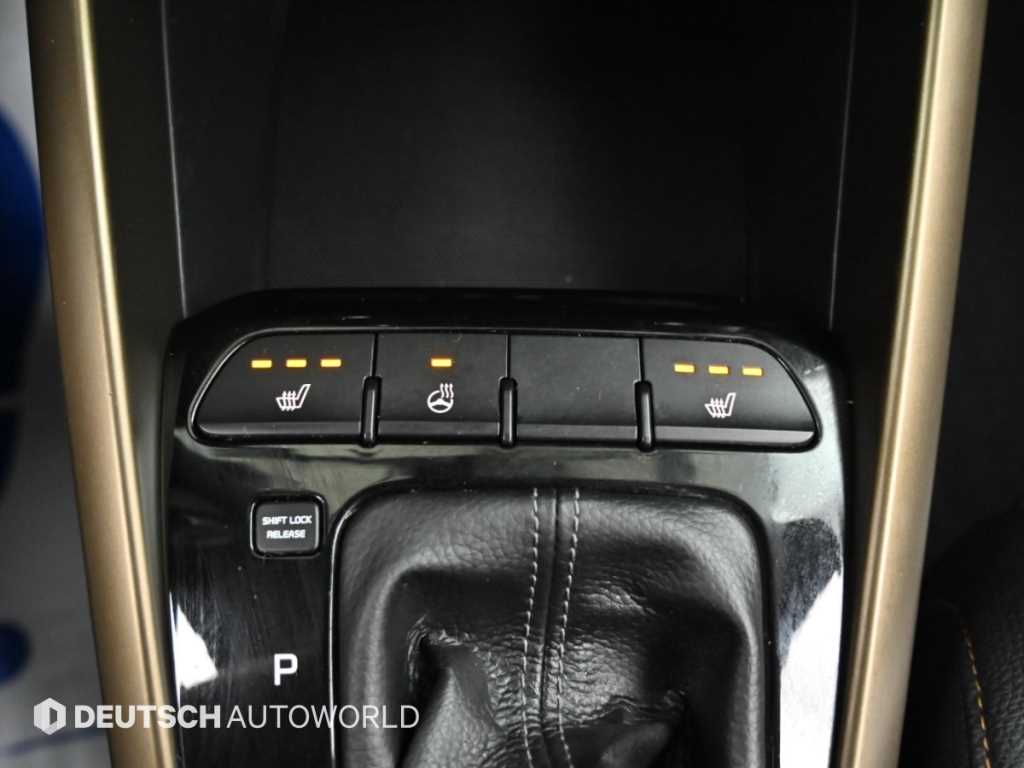 Kia Stonic — photo 17