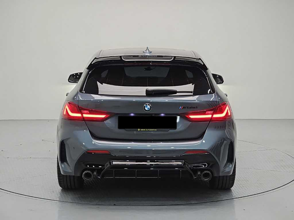 BMW 1-Series — photo 03