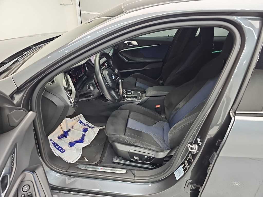 BMW 1-Series — photo 11