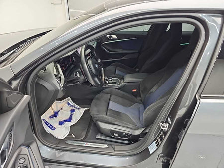 BMW 1-Series — photo 11