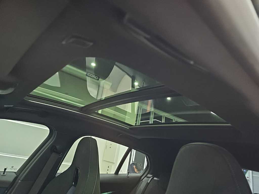 BMW 1-Series — photo 13