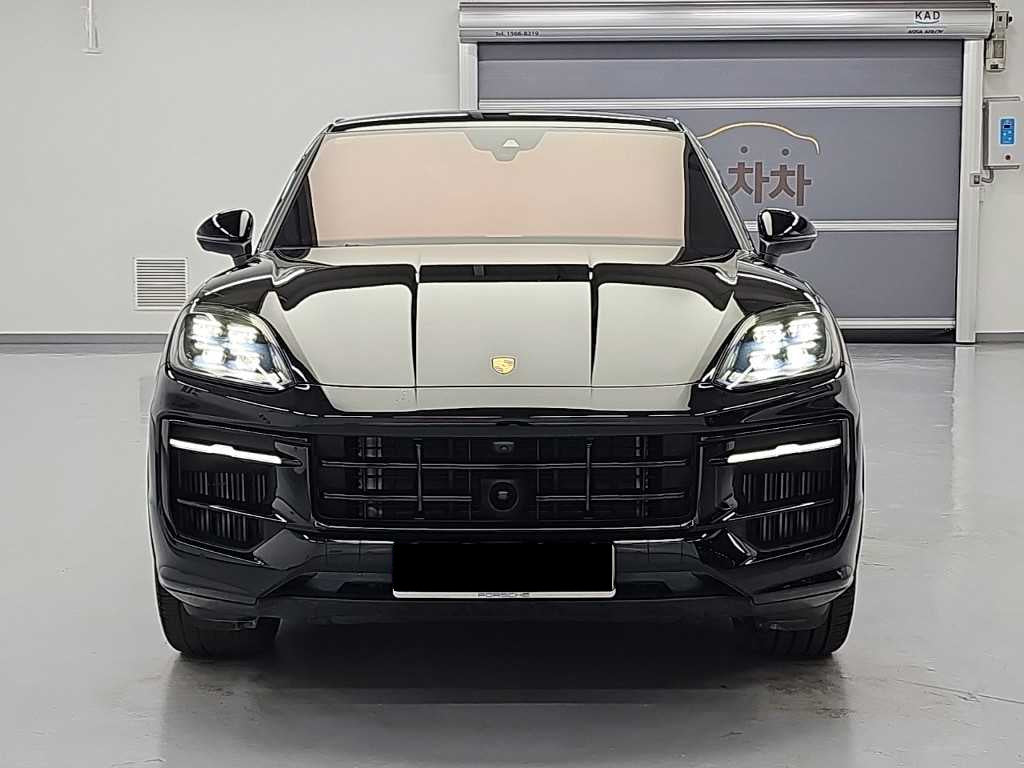 Porsche Cayenne — photo 01