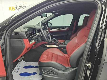 Porsche Cayenne — photo 11