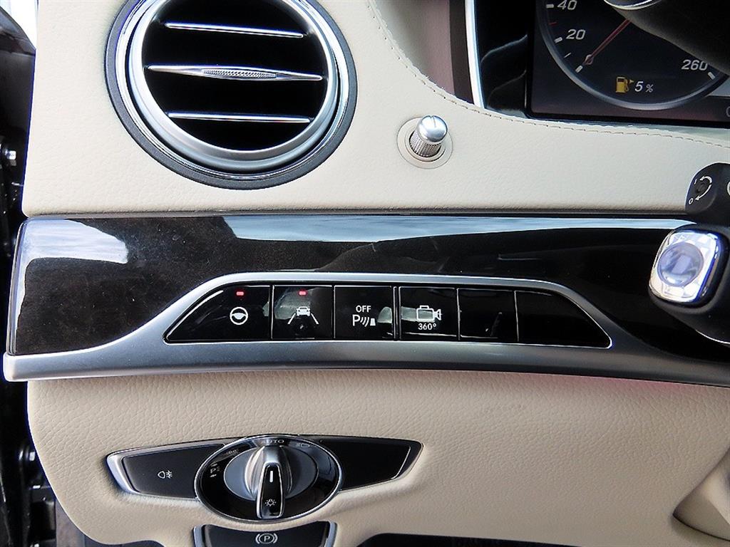 Mercedes-Benz S-Class — photo 12