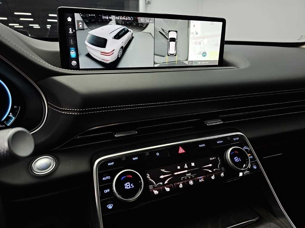 Genesis GV80 — photo 10