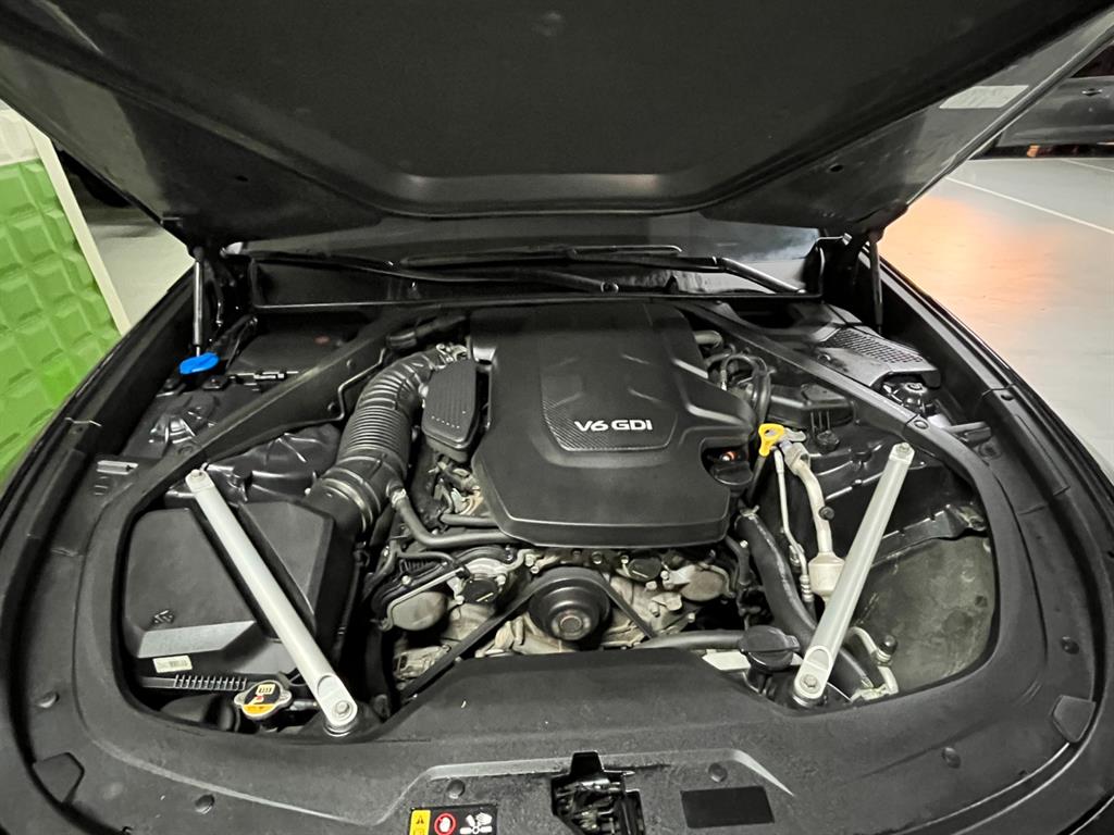 Kia K9 — photo 05