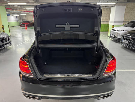 Kia K9 — photo 20
