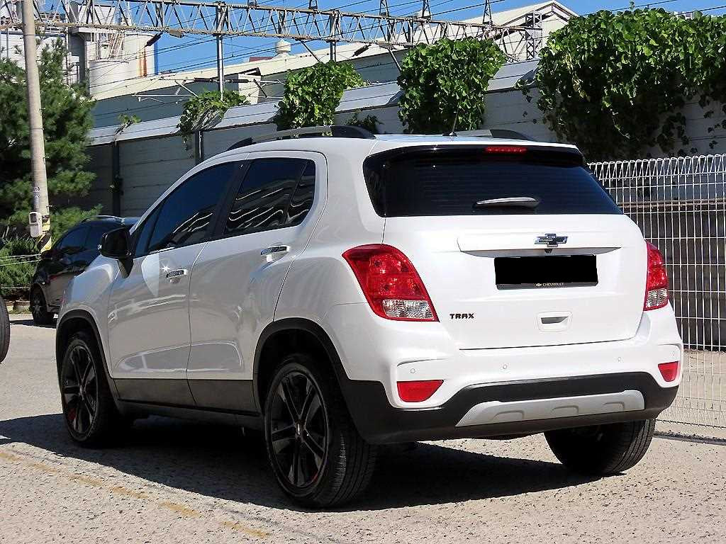 CHEVROLET Trax — photo 03