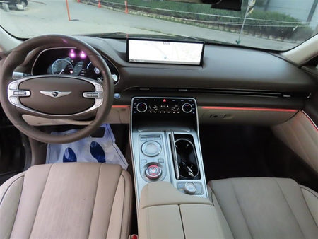 Genesis GV80 — photo 09