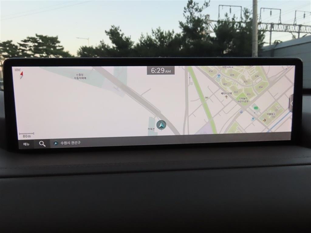 Genesis GV80 — photo 13