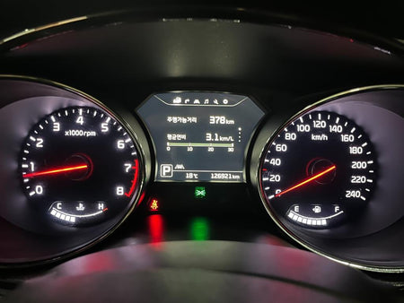 Kia Carnival — photo 06
